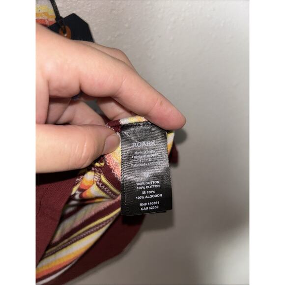 ROARK Shirt Mens Size Medium Tee Short Sleeve Red Fall Basic Shirt - Picture 4 of 6